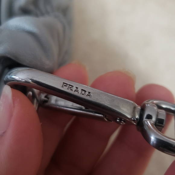 Prada gaufre - Picture 6 of 8